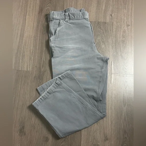 Carhartt Pants - Picture 4 of 9